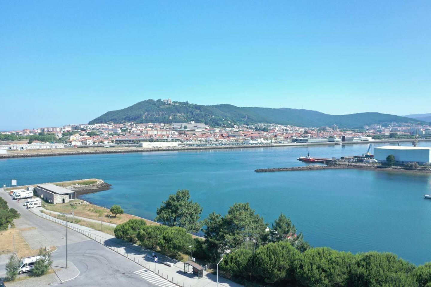 Front Beach Villa Cabedelo Viana do Castelo Exterior photo